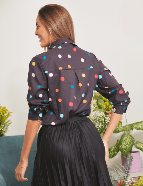Camisa Escote en V Pepas Negro
