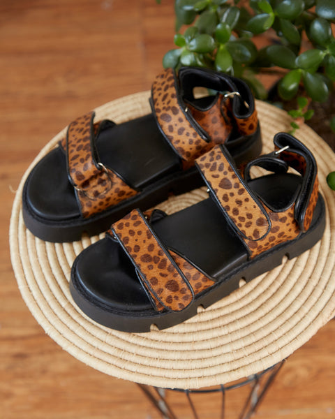 Sandalias Velcro Animal Print