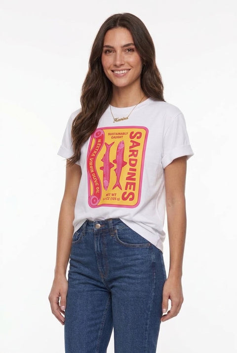 Camiseta Premium Sardinas Beige