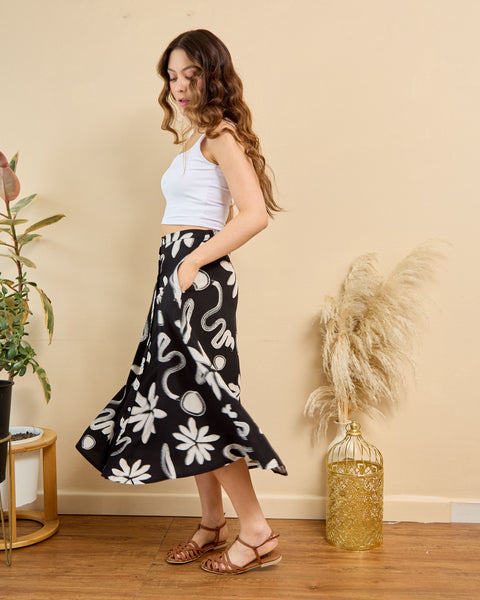 Falda Midi Corte A Negro