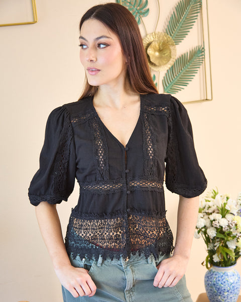 Blusa Guipiur Boho Negro