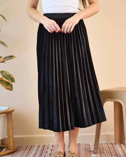 Falda Plisada Velvetin Negro