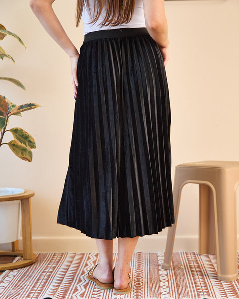 Falda Plisada Velvetin Negro