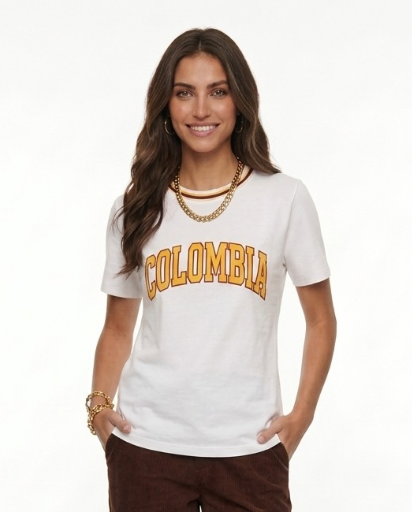 Camiseta Premium Colombia Beisbolera Beige