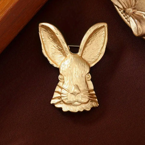 Broche dorado conejo